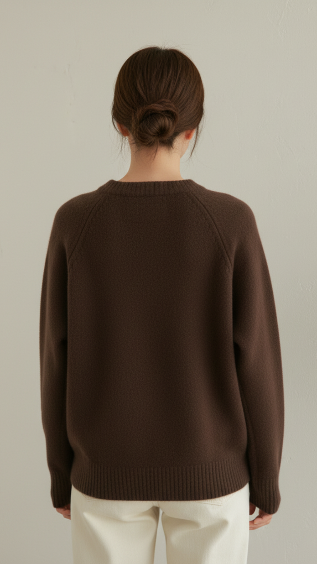 Sweater Wool Solid Crew Neck 100%Wool.