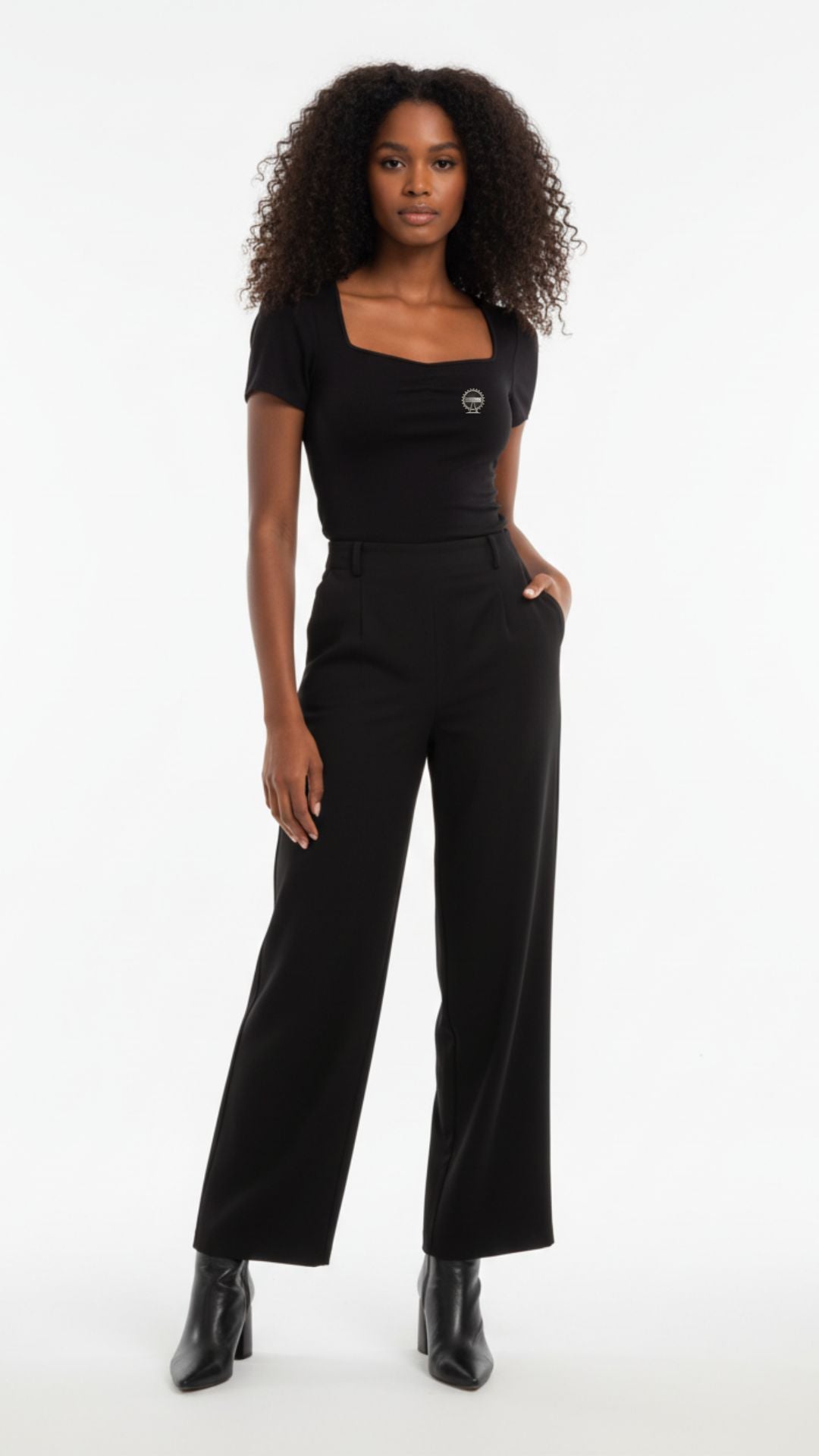 Sweetheart Neck Short Sleeve top Sustainable